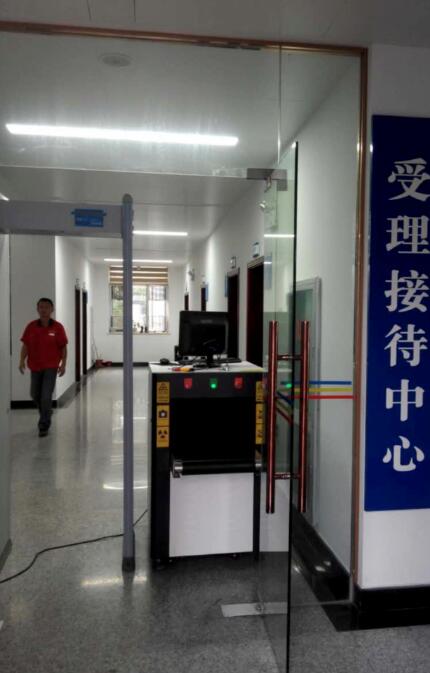 潛江信訪局艾崴AN5030安檢機(jī).jpg